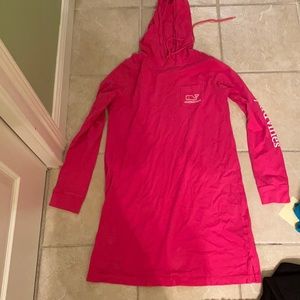 Vineyard Vines long shirt/ sweatshirt